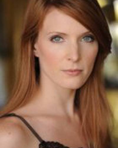 Эмили Робертс фото