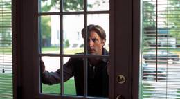 Кадр из фильма "Грехи отца" - 2