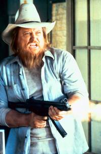 Кадр Все меры предосторожности