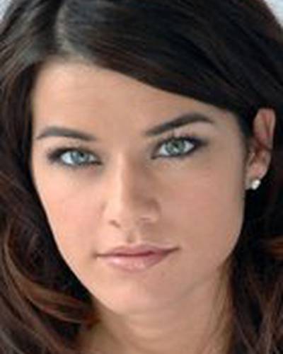 Анна Колвелл фото