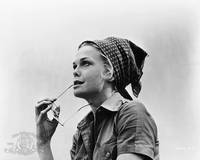 Кадр Черная мама, белая мама