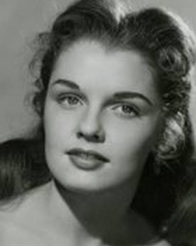 Луана Паттен фото