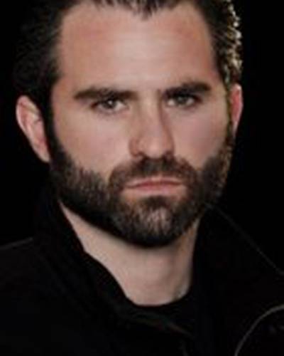 Брайан Мэтьюз фото