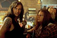 Кадр Мир Уэйна 2