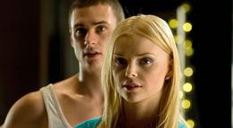 Кадр из фильма "Люби и танцуй" - 1