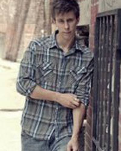 Бриггон Сноу фото