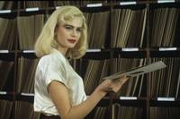 Кадр Пусть получит своё