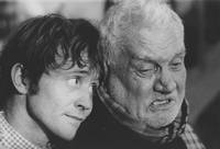 Кадр Птички, сироты и блаженные