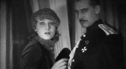 Кадр из фильма "Восхитительная ложь Нины Петровны" - 1