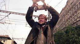 Кадр из фильма "Блаженные и девчонка" - 2