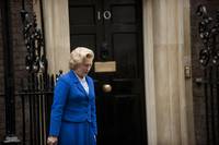 Кадр Железная леди