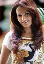 Моника Беди фото