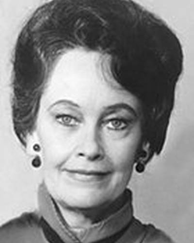 Лоррэйн Уоррен фото