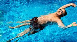 Кадр из фильма "Всё включено" - 2