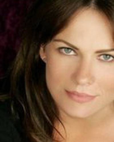 Лара Стайник фото