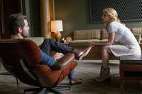 Кадр Девушка в поезде