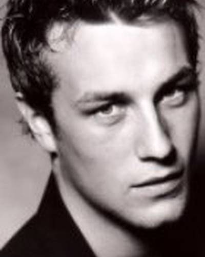 Оливер Коулмэн фото