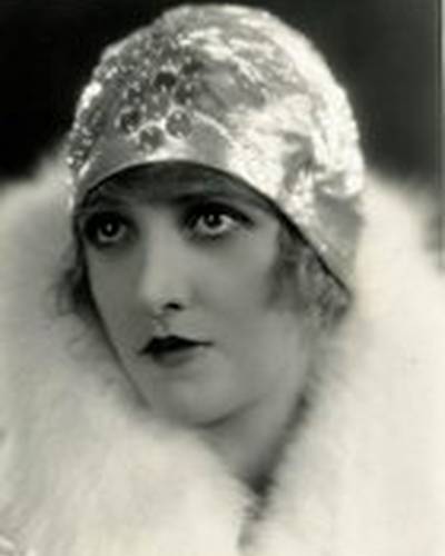 Кэтрин Карвер фото