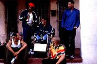 Кадр Не грози южному централу, попивая сок у себя в квартале