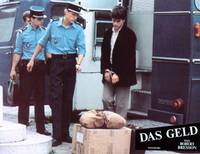 Кадр Деньги