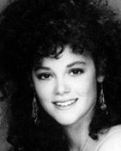 Ребекка Шеффер фото