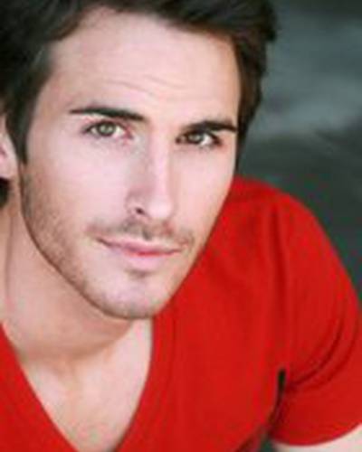 Кори Саундерс фото