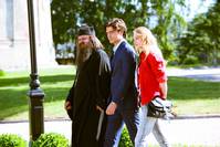 Кадр Любит – не любит