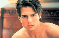 Кадр С широко закрытыми глазами