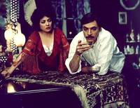 Кадр Божественная Эмма