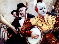 Кадр Клоуны