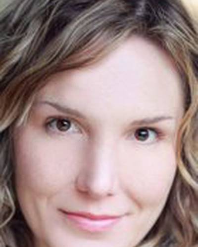 Элизабет Бауэр фото