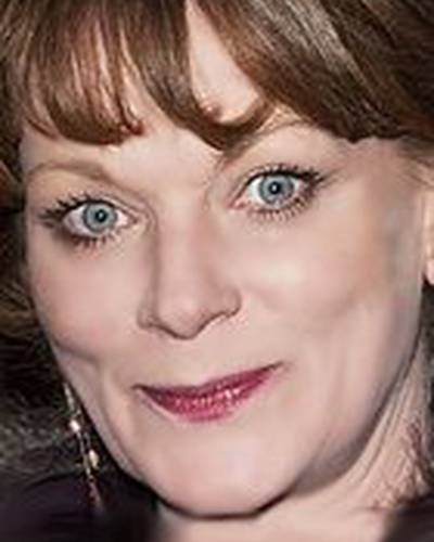 Саманта Бонд фото