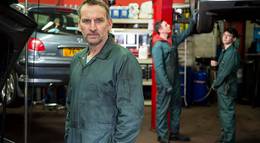 Кадр из фильма "Вернись домой" - 1