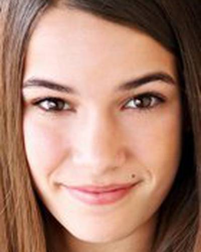 Кортни Лорен Каммингс фото