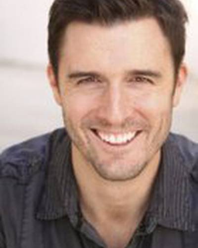 Garrett McKechnee фото