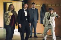 Кадр Мужчины и куры