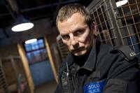 Кадр Быть человеком