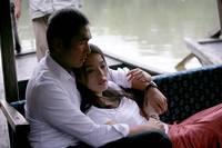 Кадр Нечестных прошу не беспокоить