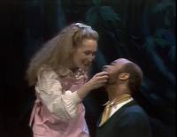 Кадр Алиса во дворце