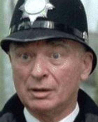 Кен Кэмпбелл фото