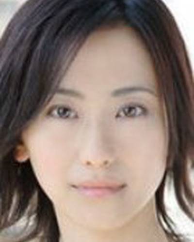 Махиру Конно фото