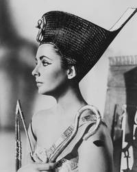 Кадр Клеопатра