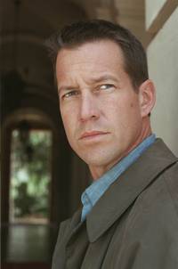 Кадр Матрица: Угроза