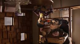 Кадр из фильма "Вверх тормашками" - 1