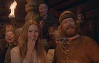 Кадр И на камнях растут деревья