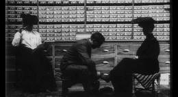 Кадр из фильма "Веселый продавец обуви" - 1