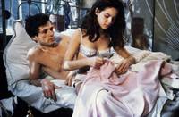 Кадр Красный поцелуй