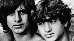 Кадр из фильма "Жизнь, пропитанная любовью" - 1