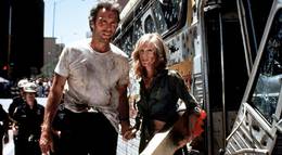 Кадр из фильма "Сквозь строй" - 1