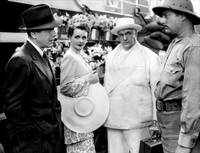 Кадр Через океан